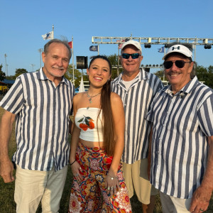 Cheyenne Pohl with Clockwork-Band