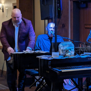 Dueling Pianos International