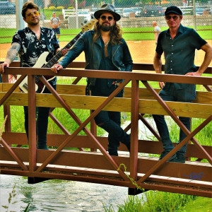 Dustin Douglas & The Electric Gentlemen