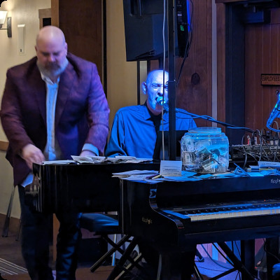 Dueling Pianos International