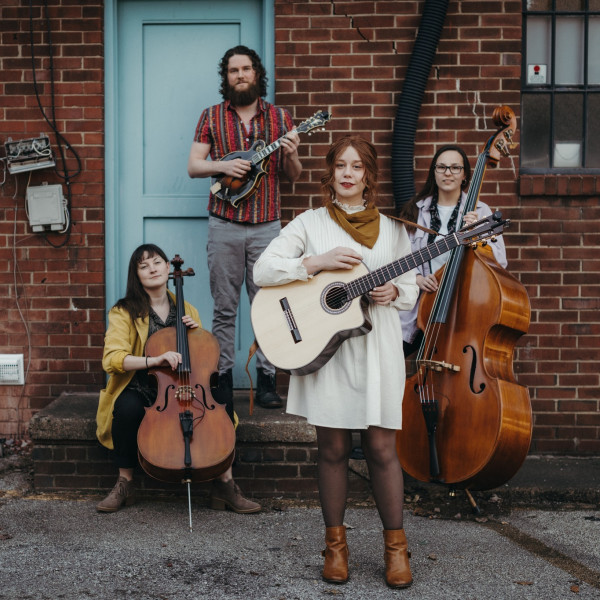 Redd & The Paper Flowers