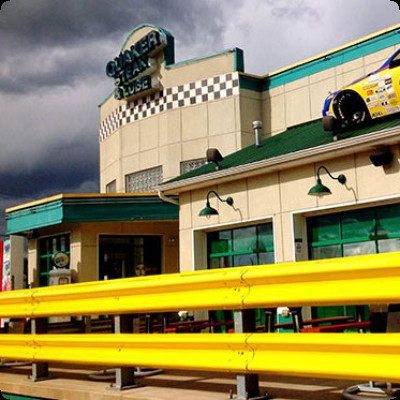 Quaker Steak & Lube